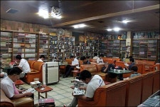 만화방이 양아치 아지트? 껌도 안 씹어요!