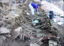 학살 우익인사 매장 추정지에서 사람 뼈 발견