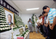 다시 주목받는 하의도, 그곳에 남은 큰바위얼굴