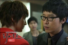 삼류신문 기자 이준기, <아이리스>를 파헤쳐라