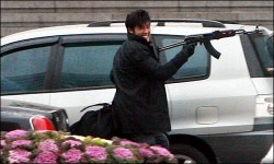 <아이리스>에 내준 12시간, 광장 막을 명분 잃어