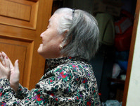 연지곤지 찍고... 가마멀미가 얼마나 나던지