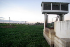 제방 반대하던 이들, 왜 제방 쌓으라고 할까?