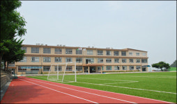 모든 걸 다 해주는 중학교? 탐나는 도다