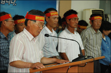 피해 농민 생각하면 조사용역비 삭감 안돼 4대강사업 낙동강 전투 앞두고 긴장 고조