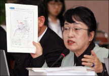 로봇물고기 무용지물, 홍수 땐 휩쓸려가