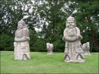 임금도 못 올라간 상석에 오른 안상수, 무식의 극치