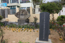 해가 가장 늦게 지는 섬, 가거도를 걷다