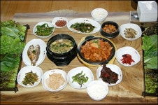 쌈은 암치께나 싸먹어야 맛나쥬!