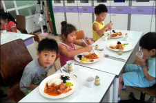 우리 학교는 방학에도 무상급식 합니다