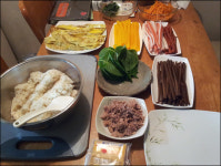 한 달 만의 출근길... 김밥 서른 줄 쌌습니다