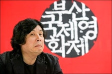 이창동 영화는 허공에 뜬 줄에서 균형잡기다