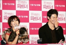 [한컷뉴스]완벽한 김혜선 23년 만에 첫 노출, 부끄럽지 않고 당당하게