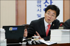 다선의원 용퇴하라는 것이 부산의 일반적 인식