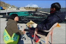 영덕대게 80%가 외지산인거 아나요? 눈물난다MB 전국 최다 득표율 지역에 원전 폭탄 안겼다