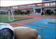 밤 8시까지 문제풀이 강요... 초등학교 맞아?