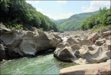 지리산에 50층 높이 콘크리트 벽... 어찌할까요