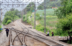 뒤로 가는 열차 73년 만에 안녕