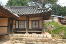 온기로 꽉 채운 이 고택... 사대부 살림집 형태 유지