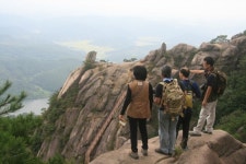 오므라든다는 순결바위, 한번 들어가봤더니...
