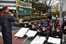 대한민국 높은 자리, 정년 만들었다면 난리 났을 것