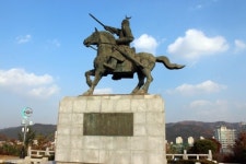 레코드가 이리 잘 팔릴 줄 아무도 몰랐다
