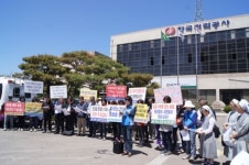 한전, 6곳에서 송전탑 공사 재개...이틀새 6명 병원후송