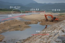 누가 박정희 고향에 똥물 테러를...