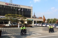 조문은커녕 조화도 없다... 밀양시·한전의 고자세