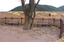 벽에서 물이 줄줄... 합천보, 이 모양입니다