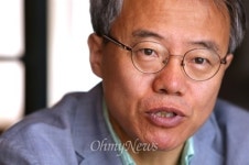 세월호 침몰시킨 비리사회, 박근혜는 못 바꾼다