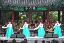 춘향, 요천가에서 사랑을 이야기하다