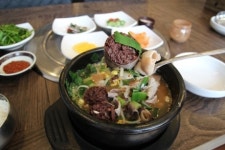 한 그릇에 5천원, 이정도면 푸짐하지요?