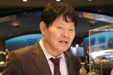 "영화 가위질하고 불태우고...나는 비운의 감독"