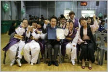 조원석, 홀트학교 이동도서관 홍보대사 선정