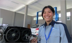 자동차 정비가게 차리는 게 꿈... 고마워요, 한국