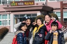 산만한 학생에게 약 먹이세요 서울과 이곳 학교는 완전 달랐다