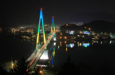 비석 보면 눈물이... 이순신 부하 충정 대단해