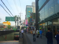 전세천국이 따로 없네... 맞은편 모텔만 아니면