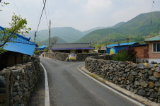 까무잡잡 도자기피부 돌담, 매력적이야