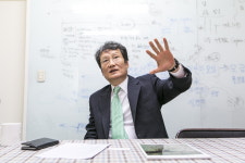 역사 안 가르치는 현실, 국민 역사맹 만들고 있다