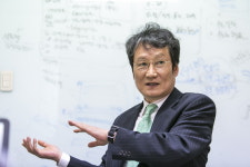 역사 안 가르치는 현실, 국민 역사맹 만들고 있다