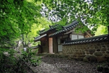 다산이 반한 정원, 관광명소화사업으로 몸살