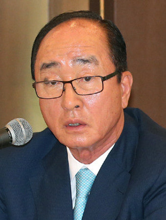 심대평 