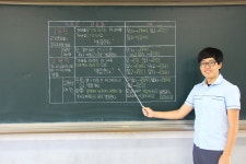 블락비와 가인 노래 듣는데, 발음이 영...