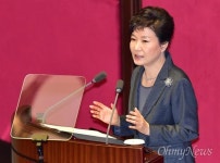 박근혜의 교과서 통합론 논리 살펴봤더니