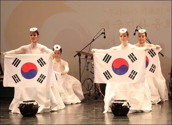 남성 독립운동가에 가려진 여성의병장 윤희순