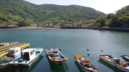 집집마다 돌담에 구멍을... 바닷가 마을의 지혜