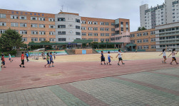 납 범벅 우레탄 트랙 사용중지 학교 가봤더니