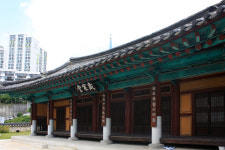 일제가 헐어버리려한 사당, 거짓말로 지켜내다